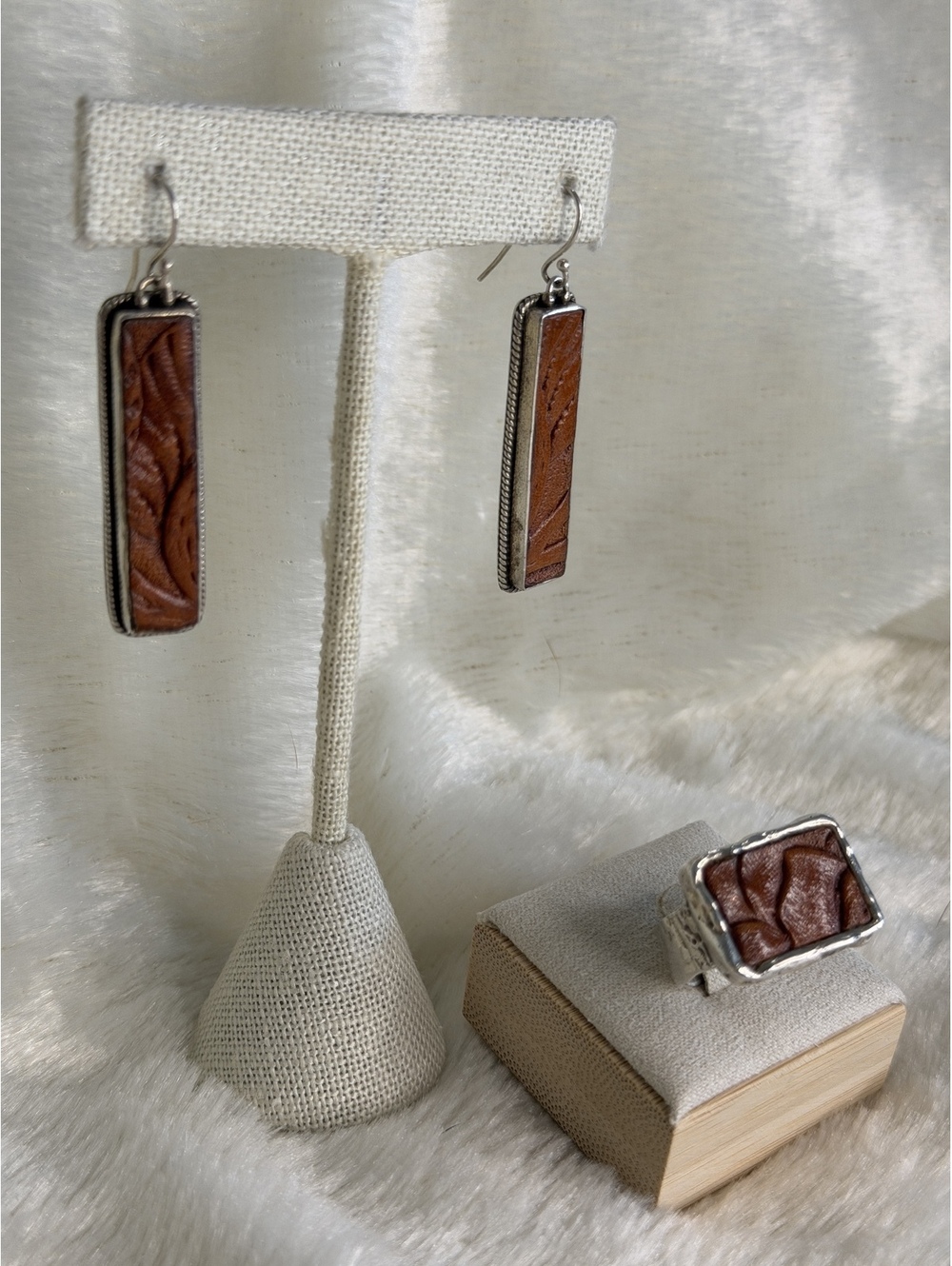 Vintage HTF Silpada Tooled Leather Ring & Earring Set R1014 (S2 6.5) & W1013